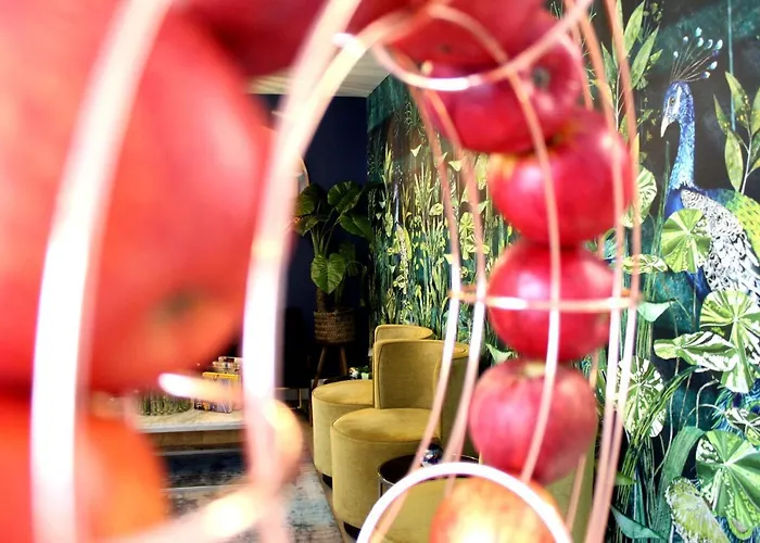 1 Craven Hill Gardens